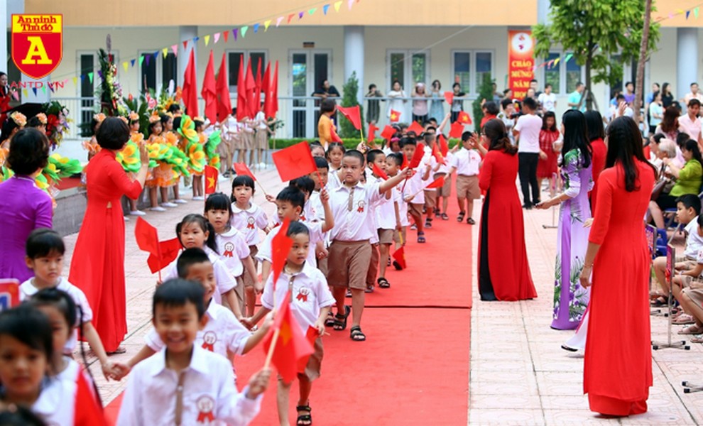 Những hình ảnh đẹp về lễ khai giảng năm học mới tại Hà Nội